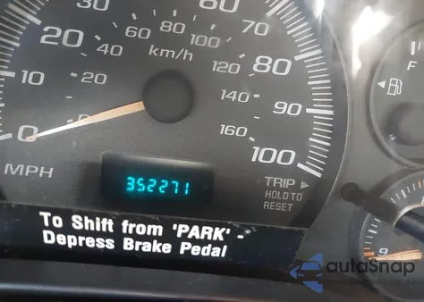 2003 GMC Savana Box Truck from USA, damaged, VIN 1GDGG31V231904805